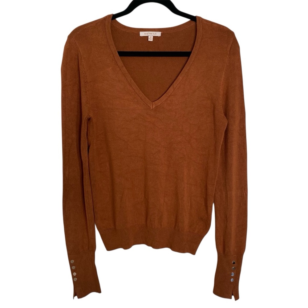 Skies Are Blue Sweater Medium Rust Brown V-Neck Lightweight Gold Button Sleeve